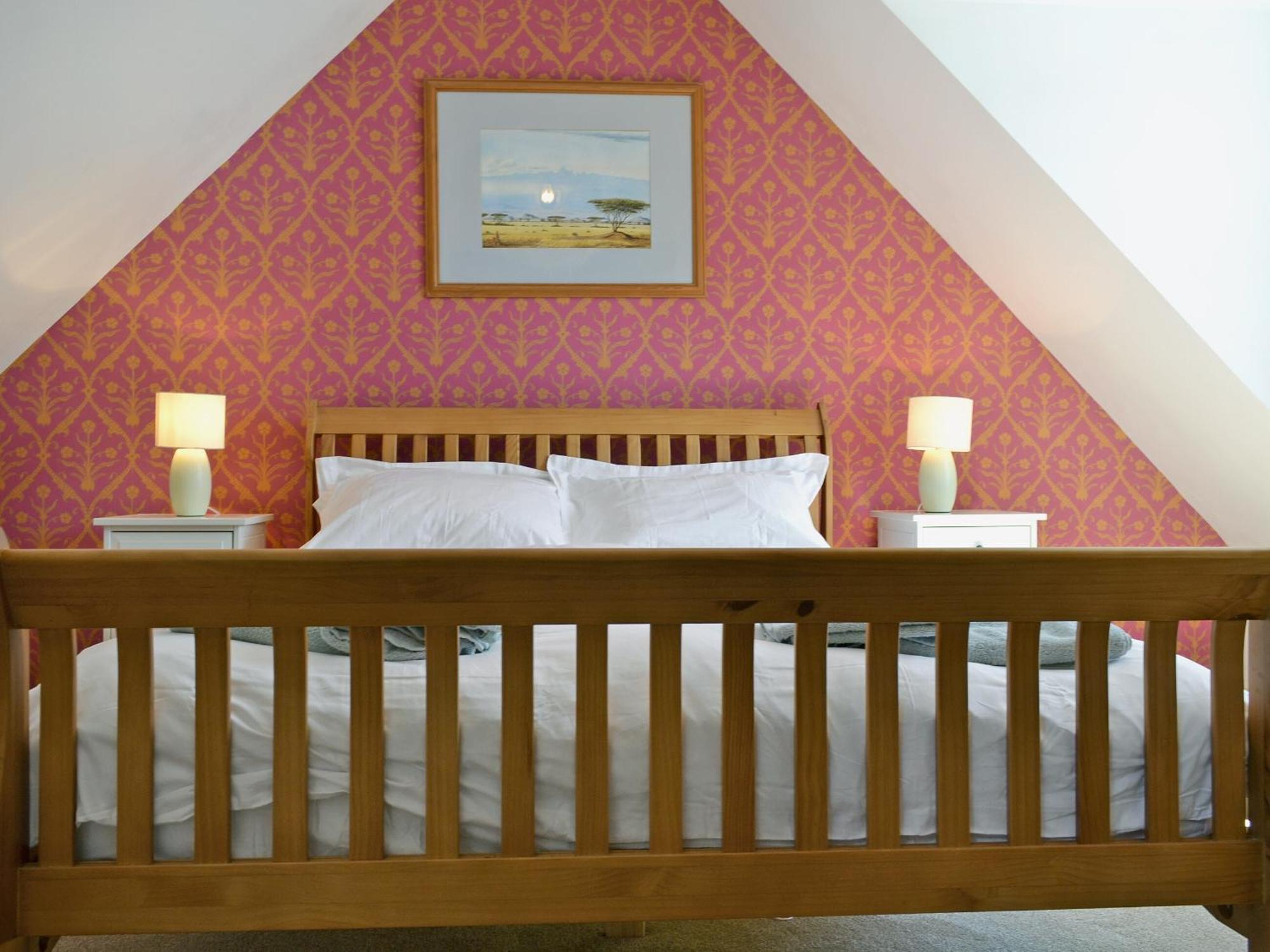 Loch Shore Cottage 唐尼 外观 照片